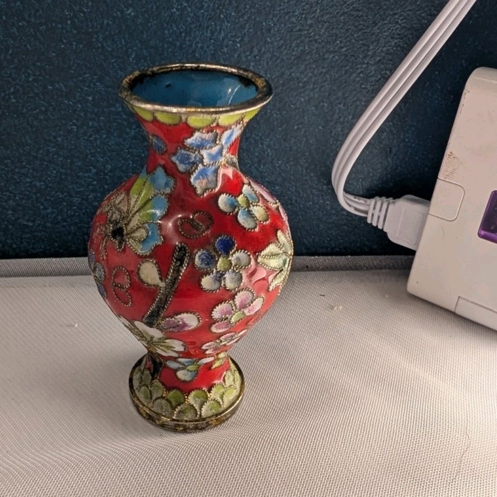 Mini Cloisonné Vase – Vibrant Red Floral Enamel with Turquoise Interior, China